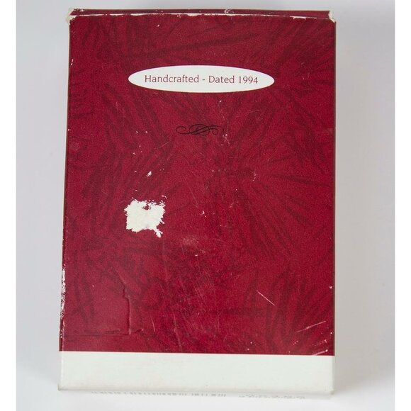 Hallmark KS Most Outstanding Mom Christmas Ornament 1994 - Picture 9 of 10